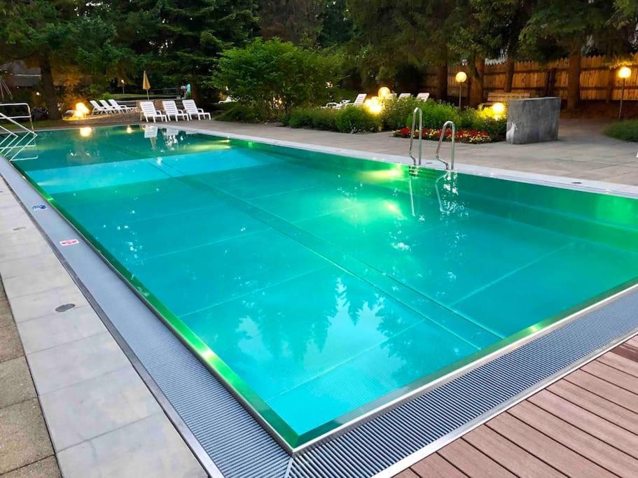 Modern Laax Apt, Swimming Pools, Wellness & Tennis Exterior photo